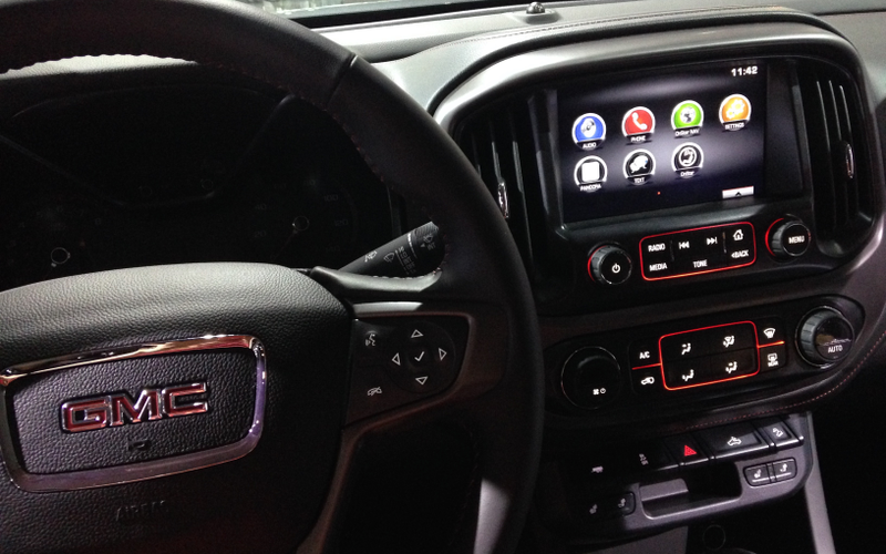 Illustration for article titled A Peek at 2015's Smartest Smart Cars (Which Are Still Not So Smart)